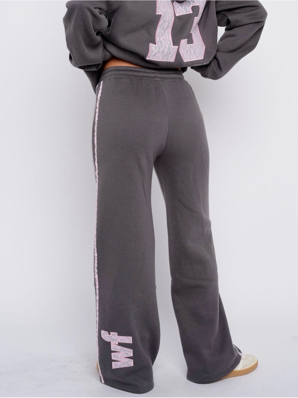 White Fox Boutique Gave You Everything Wide Leg
Sweatpants Volcanic